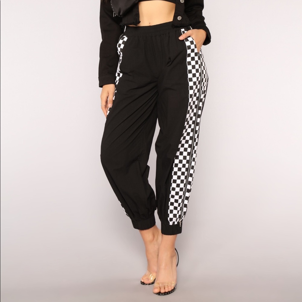 Fashion Nova You Make My Heart Race Joggers